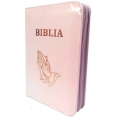 Biblie imbracata in piele, culoare roz pal Biblie imbracata in piele, culoare roz pal